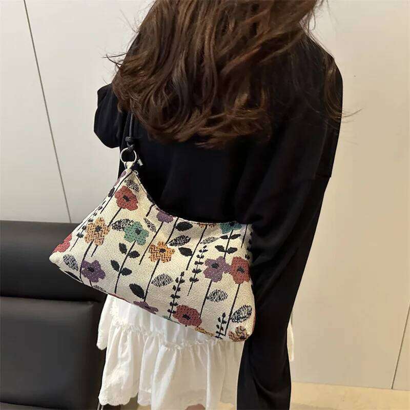 Zebra Design Corduroy Shoulder Underarm Bags for Women Strawberry Print Ladies Crossbody Bag Casual Portable Girls Hobos Handbag Y260204