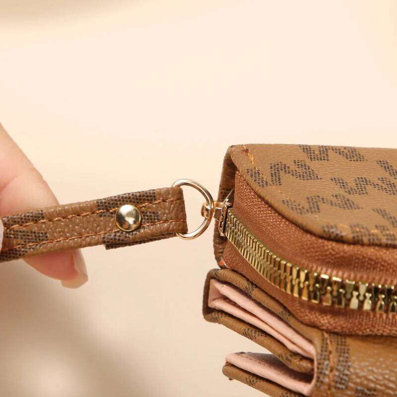 2025 Women's Wallet Short Style Trendy New Three-Fold Fashion Simple Alphabet Portable Multi-Card Holder P Y260206