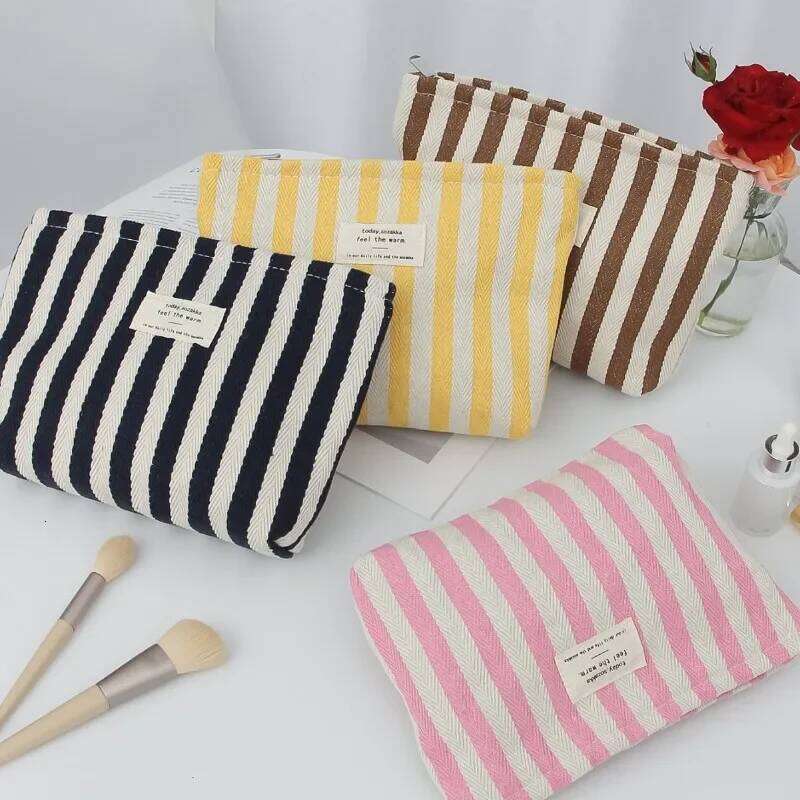 Women Waterproof Storage Vertical Stripe Cosmetic Bag Makeup Travelling Pouch For Ladies Pencil Case Y260206