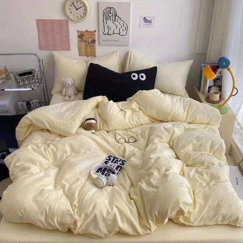 Cute Duvet Cover with Sheet Pillowcase No Filler Warm Solid Color Bed Linen Full Queen Size Korean Big Eyes Home Bedding Set XJ260206