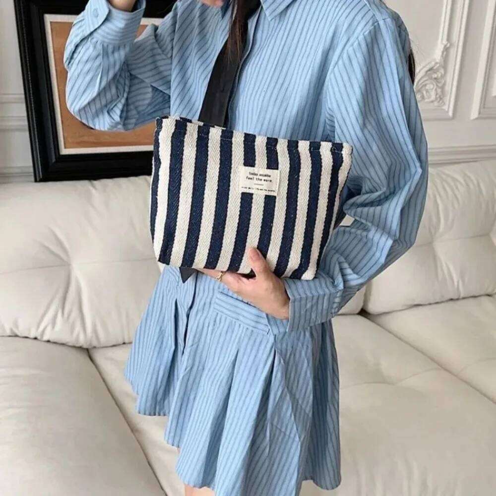 Simple Stripe Women Cosmetic Portable Small Bag Makeup Case Storage Handbag Travel Pouch Organizer for Lady Y260206