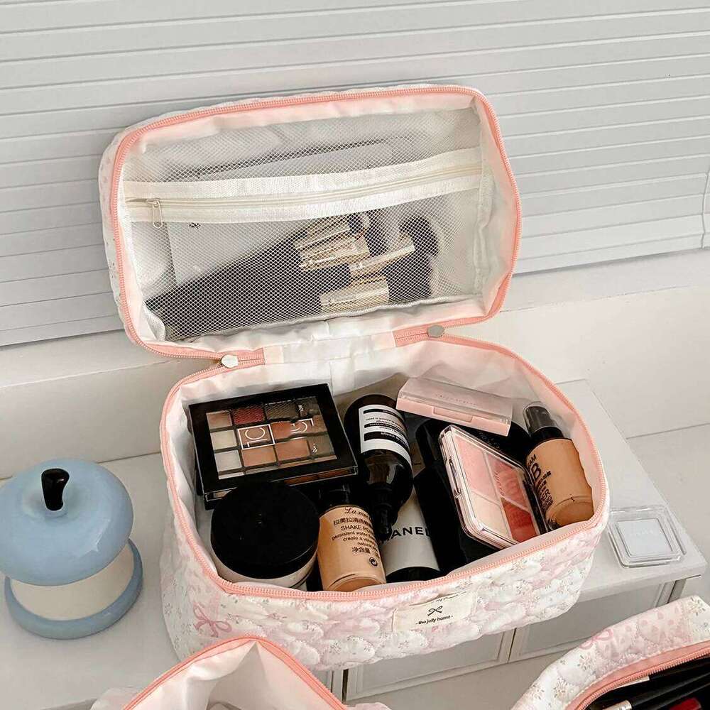 Fashion Heart Pink Floral Women Makeup Storage Bags Tote Portable Toiletry Travel Cosmetic Pouch Bow Ladies Quilting Mini Bag Y260206