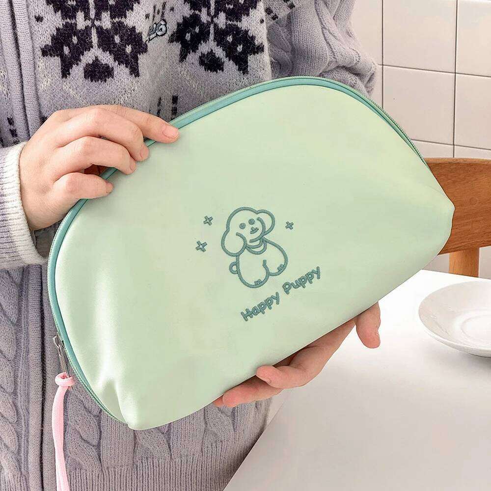 Kawaii Cartoon Dog Women Makeup Cute Cosmetic Lipsticks Storage Pouch Portable Round Travel Make Up Zipper Mini Bag Y260206