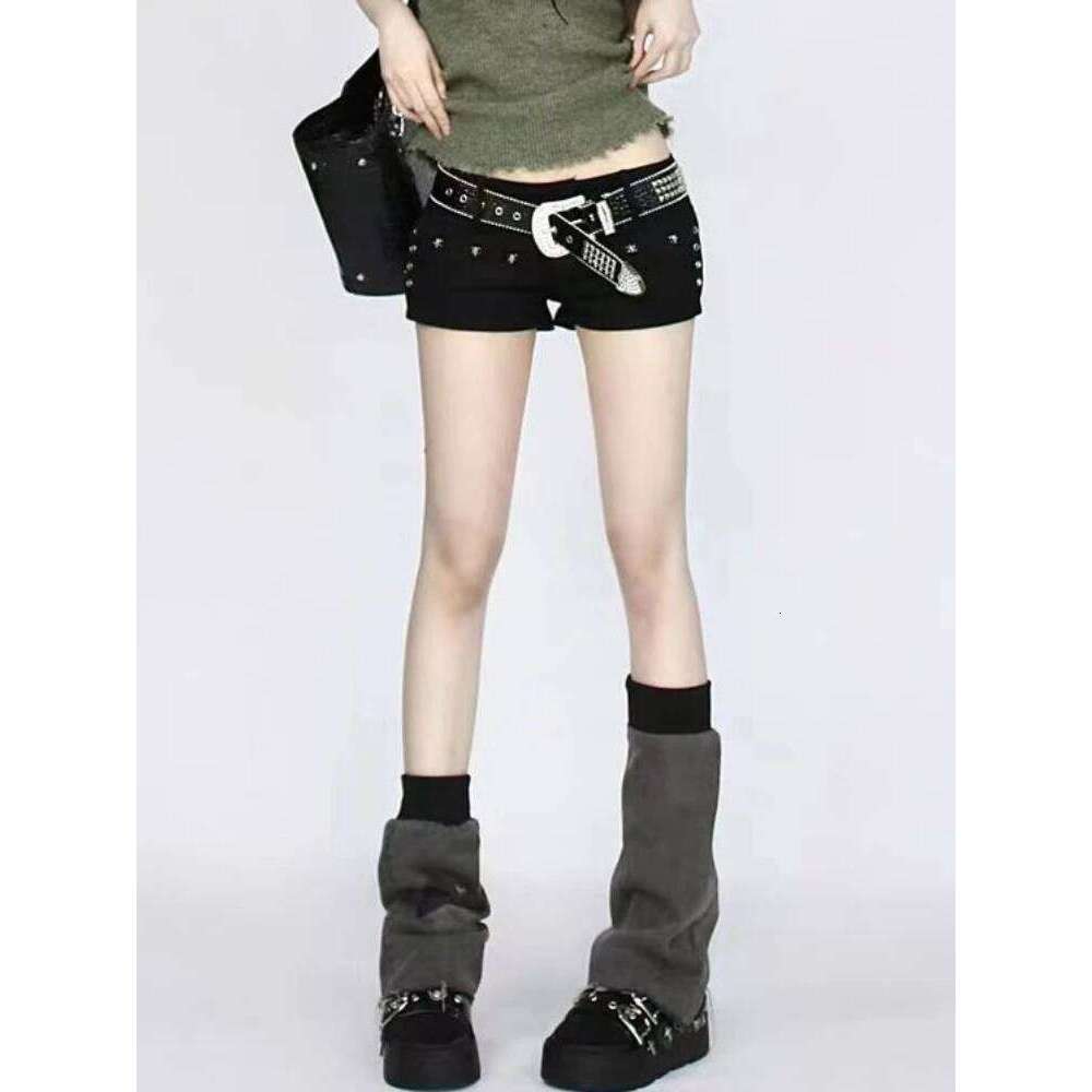American Retro Sexy Hot Girls Y2k Denim Shorts for Women Low Waist Rivets Solid Streetwear Summer All-match Trendy Tight Fit Ins XJ260206