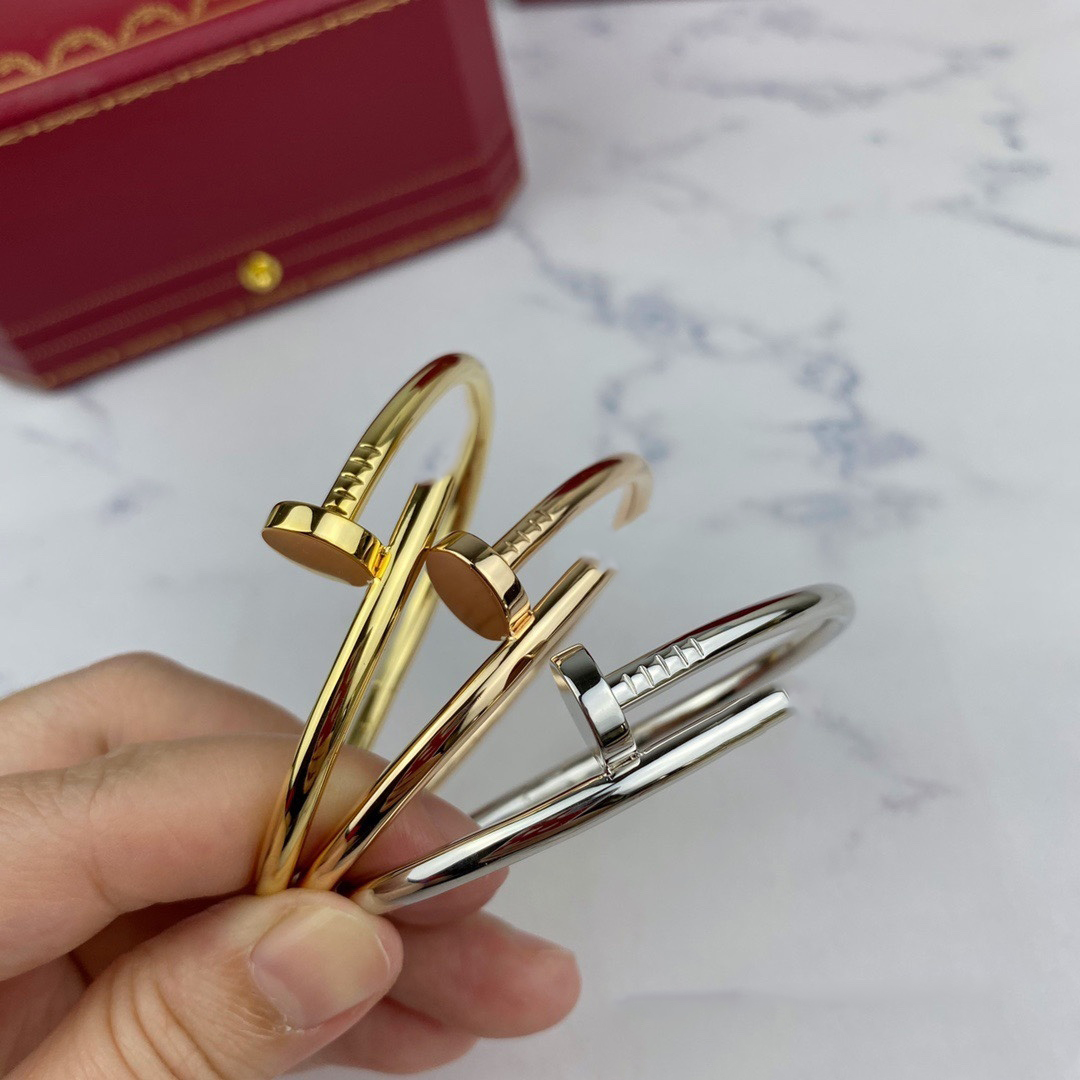 Designer Bracelet Men and Women Bracelet Fashion Luxury Jewelry 18K Rose Gold Silver Titanium Steel Bracelet 16 18 19 Size Christmas Gift CCCCWWW