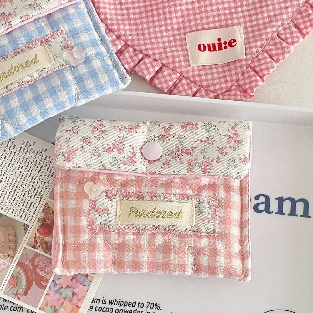 Fashion Women Cartoon Makeup Pink Buckle Coins Lipsticks Cosmetic Storage Pouch Portable Mini Make Up Bag For Gift Y260206