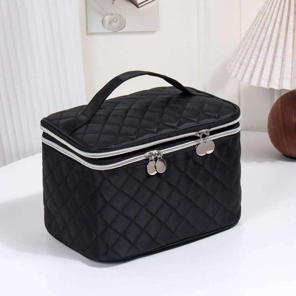 PU Waterproof Travel Makeup Handheld Cosmetic Organizer Bag Premium Portable Large Capacity Washbag Y260206