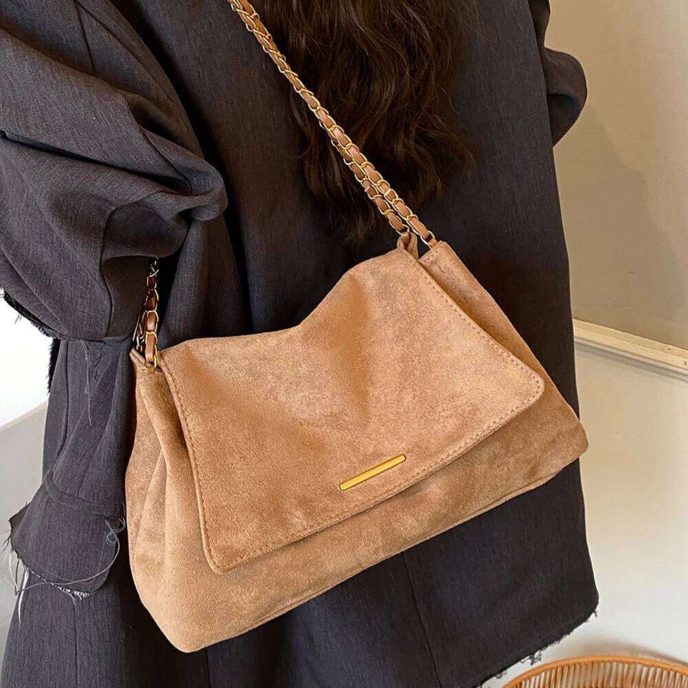 Women Suede Chain One Shoulder Bag Autumn Winter Vintage Frosted Solid Buckle Large Capacity Armpit Bags Daily Commute Packs Y260205