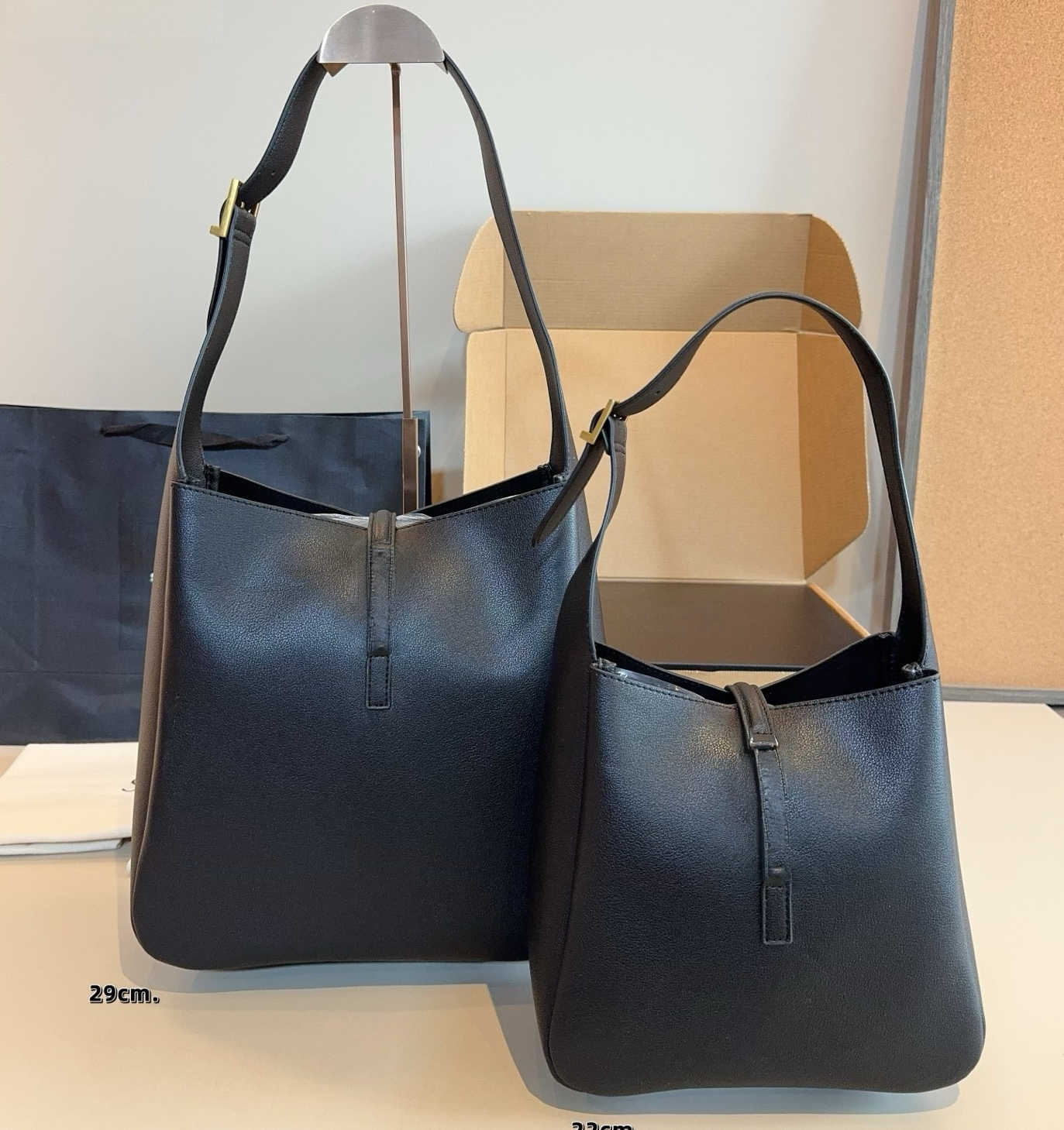 Shoulder Bags Designer Bag Luxury Designer Bucket Tote bag LE5a7 Clutch Leather Purse Women Hobo Underarm Classic Fashion Handbag Crossbody Shopping Trabel