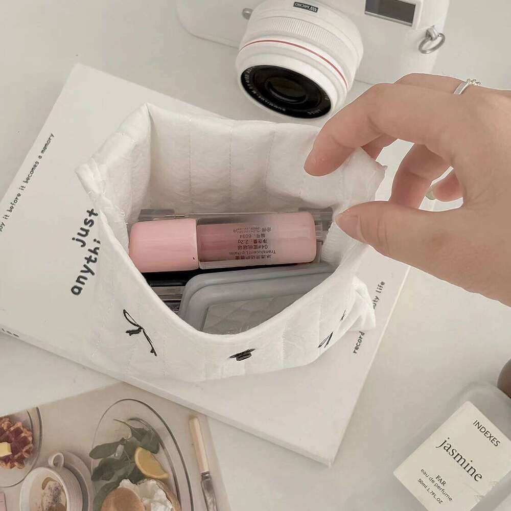 Women Small Makeup Travel Organizer Cosmetic Coins Sanitary Napkin Storage Handbag Pouch Gilrs Mini Buckle Wallet Clutch Bag Y260206