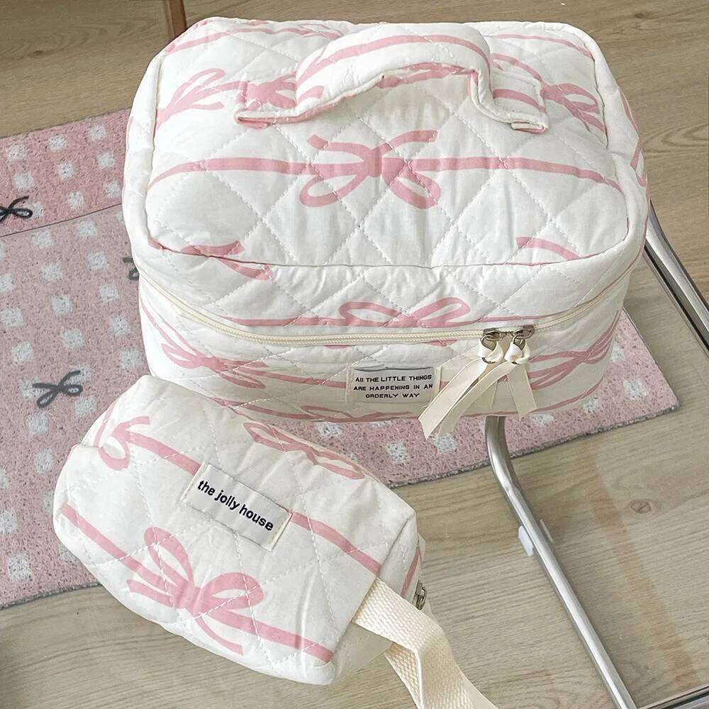 Wholesale Bowknot Women's Makeup Portable Tote Quilting Cosmetic Storage Pouch Handbag Make Up Large Cpapcity Zipper Bag Y260206