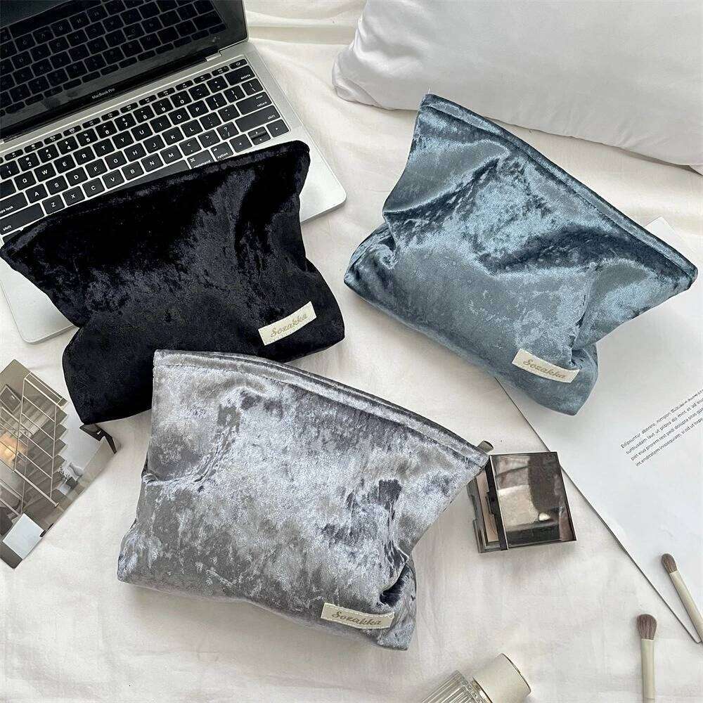 Velvet Cosmetic Large Capacity Women Toiletries Organizer Zipper Makeup Clutch Purse Travel Girl Cosmetics Storage Bag Y260206