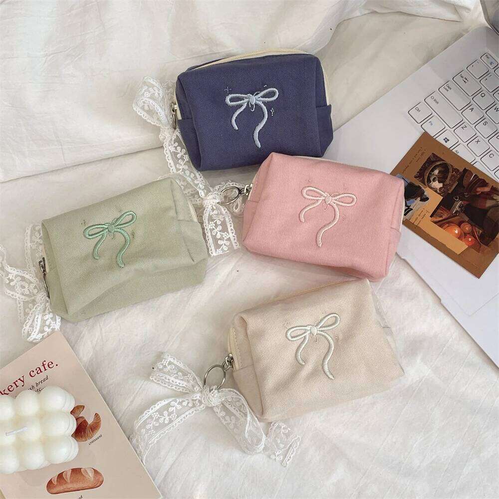 Korean Mini Cute Square Cosmetic Bag Women Portable Earphones Lipstick Cosmetics Storage Pouch Small Makeup Zipper Bags Y260206