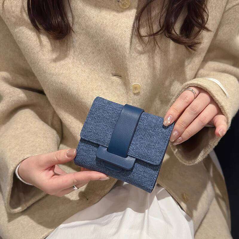 Fashionable Compact Ladies Wallet with Flip Cover Large Capacity Triple Fold Hasp Portable Card Holder Coin Purse for Women Y260206