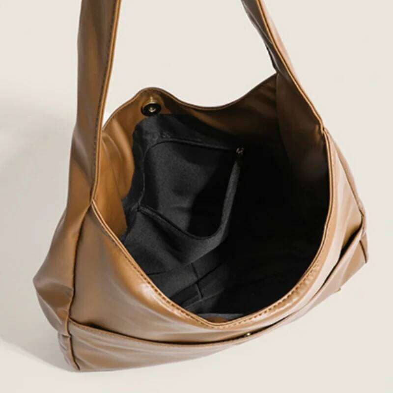 Women's Retro Large Capacity Shoulder Armpit Bag Trendy Spring/Summer Versatile Commuter Crossbody Tote for Everyday Use Y260204