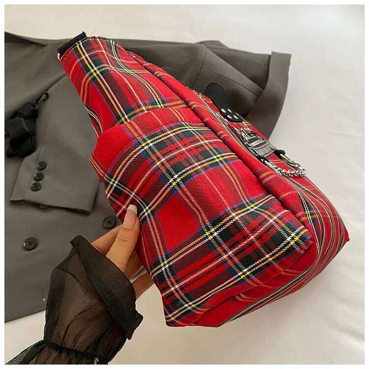 2025 New Arrival Fashion Young Lady Large Capacity Shoulder Bags Striped Grid Punk Design Handbags Female Casual Tote Bag Y260205