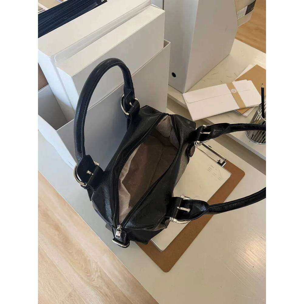 Fashion rivet women Shoulder PU leather Hot girl motorcycle bag bolsa feminina female Underarm Bag ladies big handbag Black Z260207 - view 6