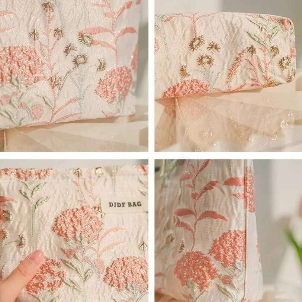 Fashion Large Capacity Makeup Floral Embroidered Cream Color Cosmetic Zipper Toiletries Skincare Storage Bag Women Y260206