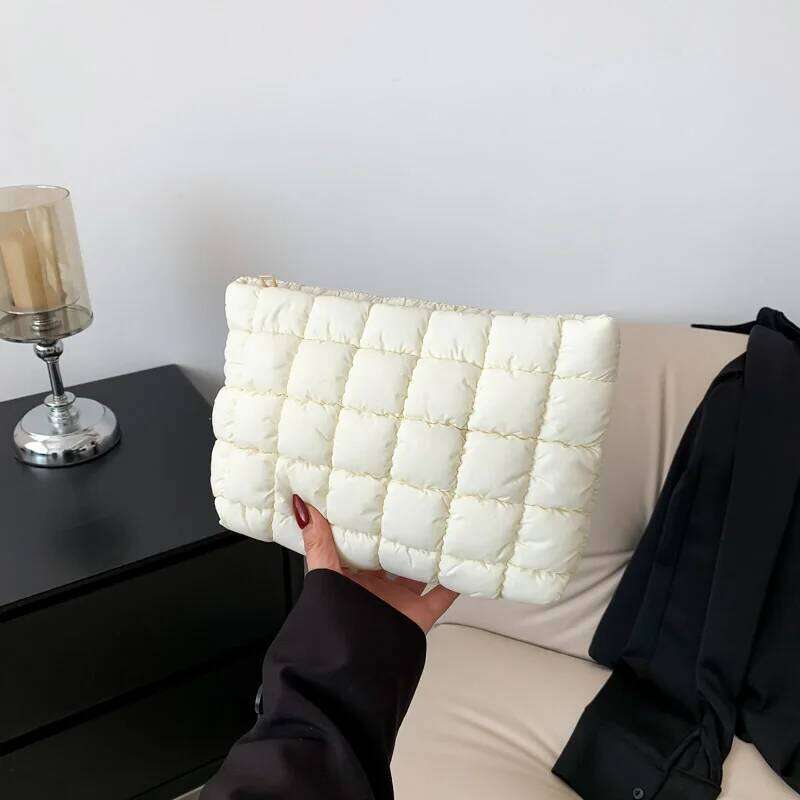 Fashion Women Cosmetic Quilted Handbag Square Portable Makeup Storage Bags Simple Girl Lipstick Toiletry Small Clutch Bag Y260206