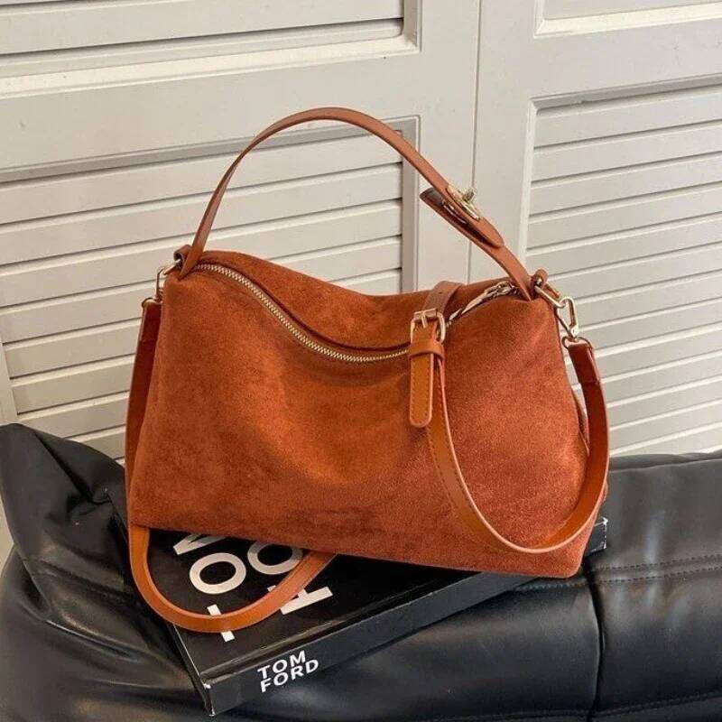 Advanced Retro for Women's 2026 New Textured Frosted Shoulder with Large Capacity Crossbody Commuting Tote Bag Y260204