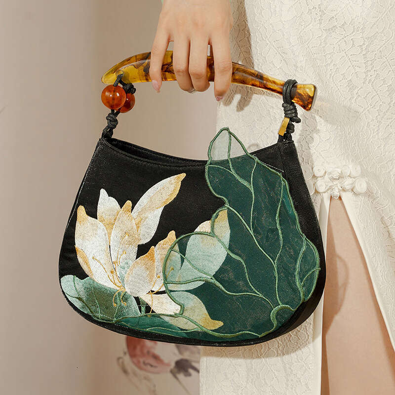 Fish Sinking Autumn Water Ancient Style Banquet Metal Handbag Three-Dimensional Qipao Small Square Bag In Stock MASA