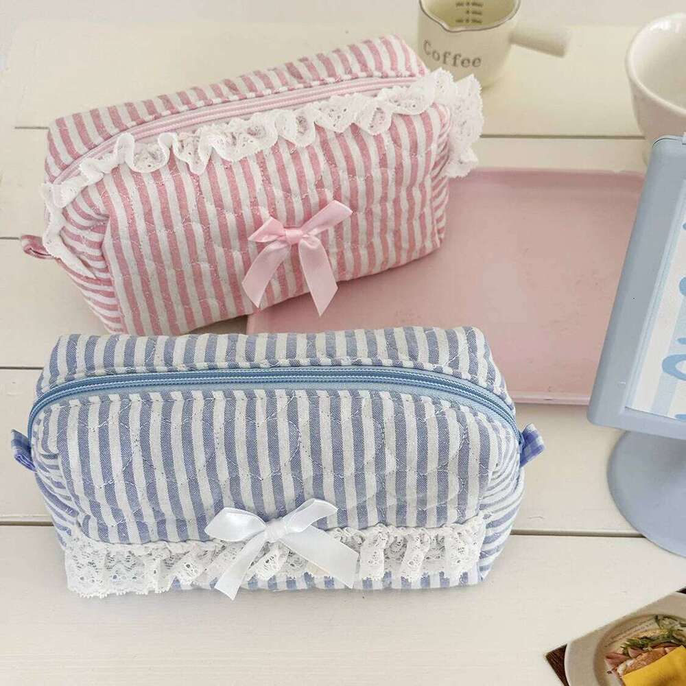 Fashion Lace Bow Women Makeup Bag Large Capacity Cosmetic Toiletry Storage Handbag Portable Travel Organizer Square Zipper Pouch Y260206