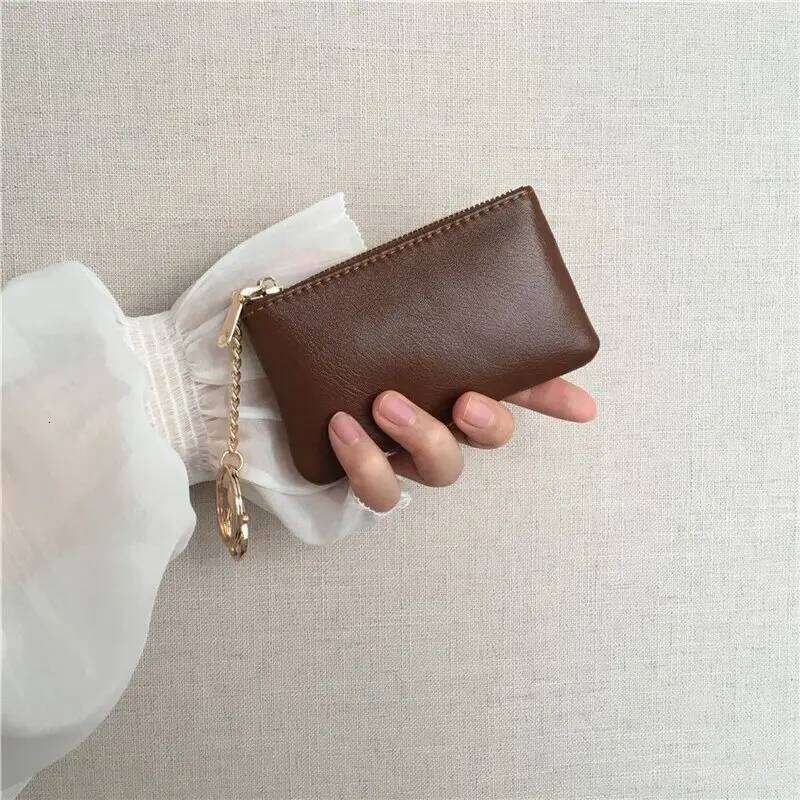 Small zipper change retro oil wax leather women's card thin key bag, red envelope, car keychain. Y260206