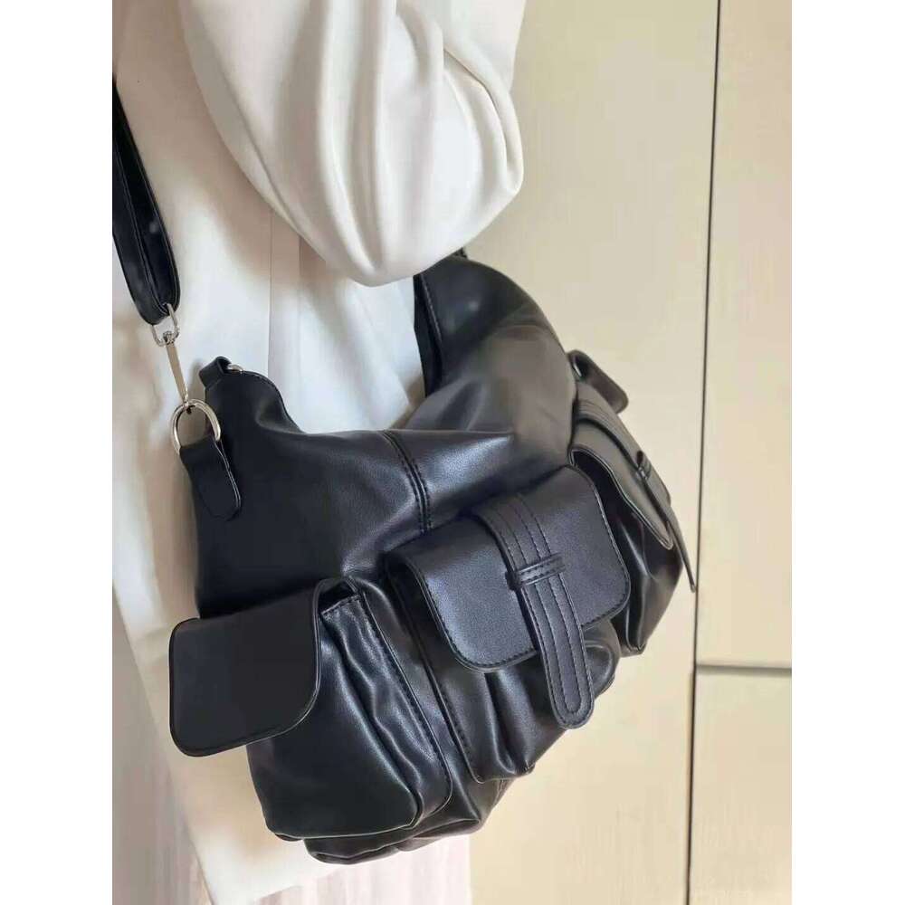 Soft PU leather women shoulder Large capacity black female crossbody Casual Messenger bag for ladies big handbag bolsa Y260204