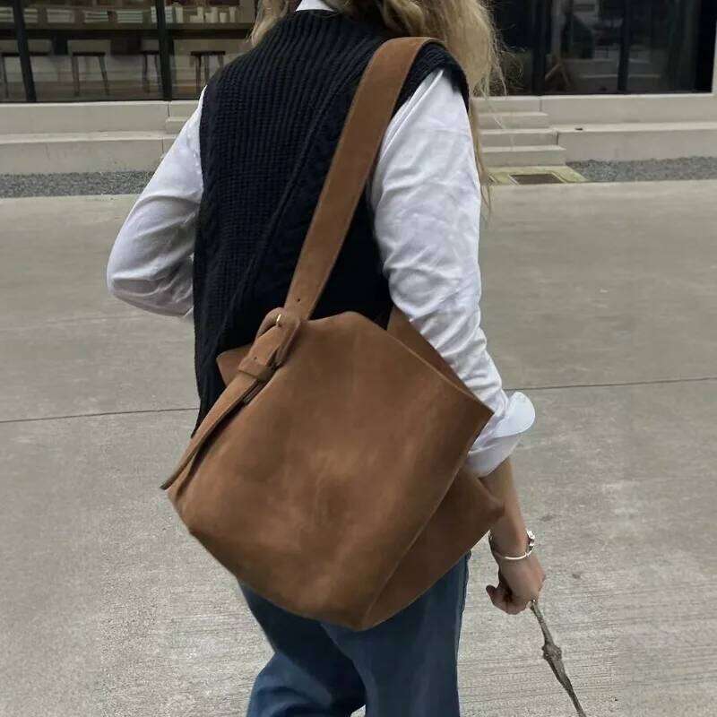 2025 New Retro Brown Large Capacity Shoulder Underarm Bag, Crossbody Fashion and Leisure Daily Commuter Women's Bag Z260207 - view 5