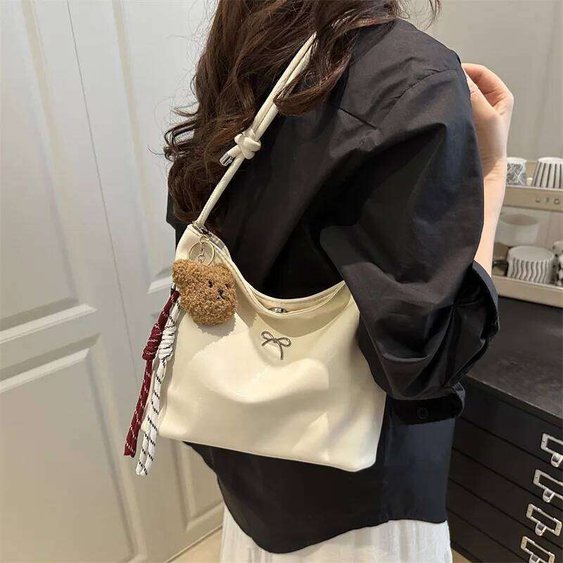 Casual Bow Pu Shoulder Bags for Women Large Capacity Commuter Ladies Messenger Bag Simple Girls Handbags Tote with Plush Pendant Y260205