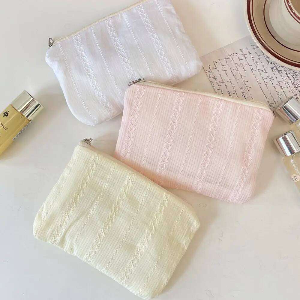 Kawaii Mini Travel Cosmetic Makeup Lipstick Pouch Earphone Data Cable Purse Sanitary Napkins Storage Bag Y260206