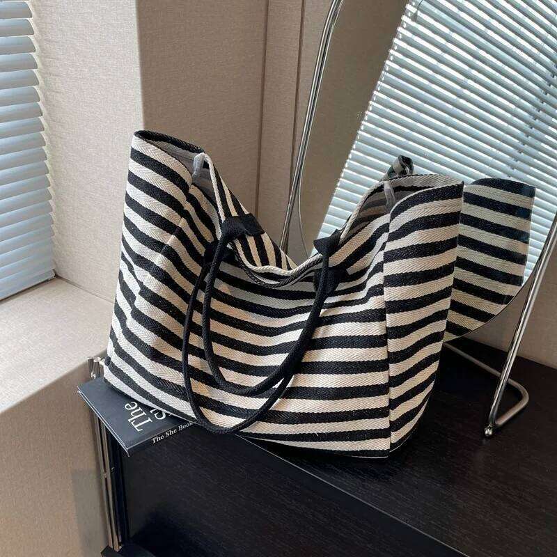 Trendy Simple Stripe Design Tote For Girls Women Canvas Shoulder Bag Ladies Shopping Bags High Quality Handbags Y260204