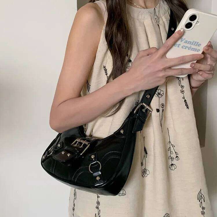 Fashion Rivets Women Armpit PU leather Female Shoulder messenger Bag ladies Hand bag Sac A Main black handbag bolsa totes Y260205