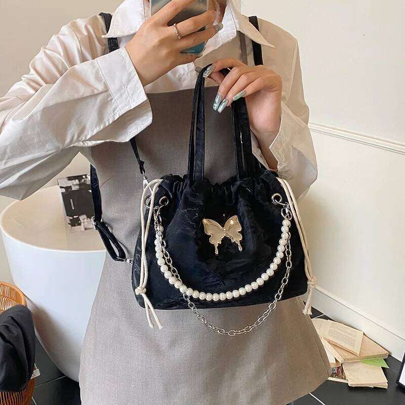 Fashion Butterfly Drawstring Shoulder Bags for Women Casual Soft Leather Ladies Backpack Tote Commuter Girls Pearl Chain Handbag Y260205