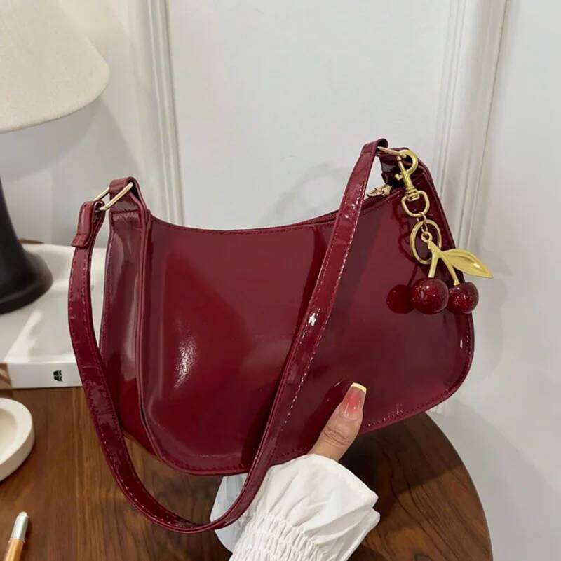 Vintage Retro Shoulder Bag for Women PU Leather Underarm Crossbody Ladies Casual Handbag Purse with Cherry Pendant Y260205