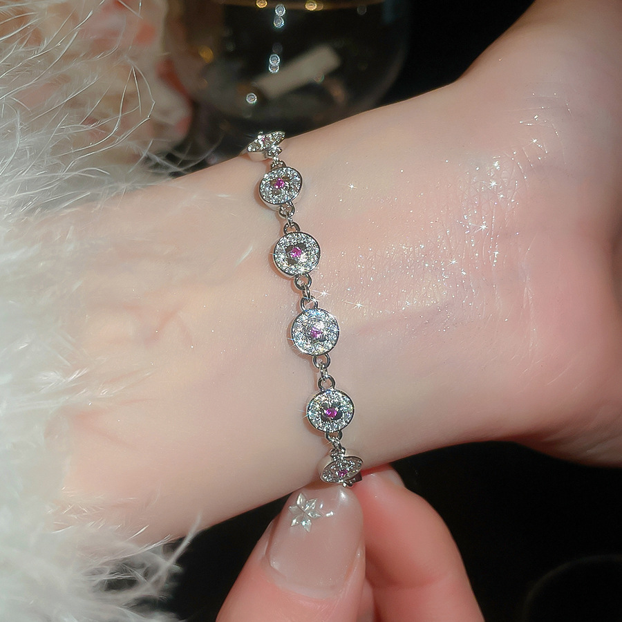 Real gold-plated zircon round bracelet, casual and fashionable, light luxury, versatile, with a unique design, niche jewelry for women - view 5