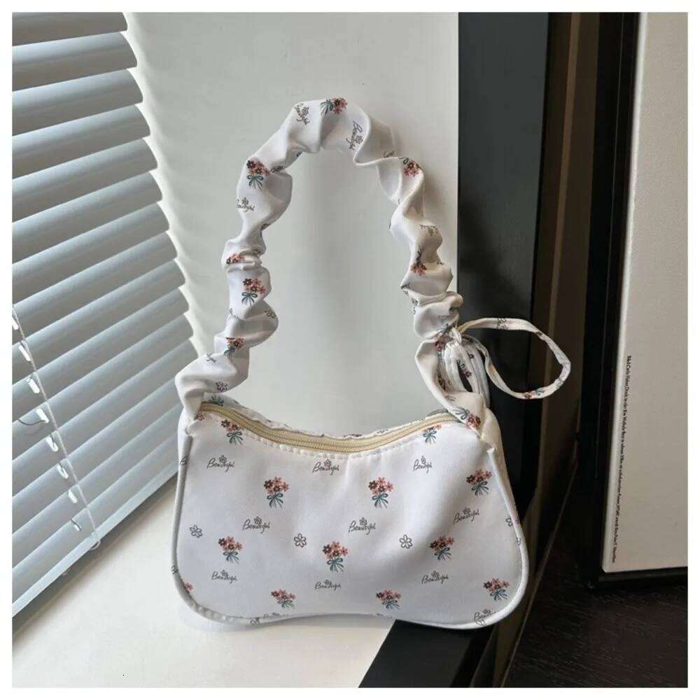 Casual Flower Pleated Underarm Nylon Zipper Floral Shoulder Bag Large Capacity Lightweight Handbags Girls Y260205