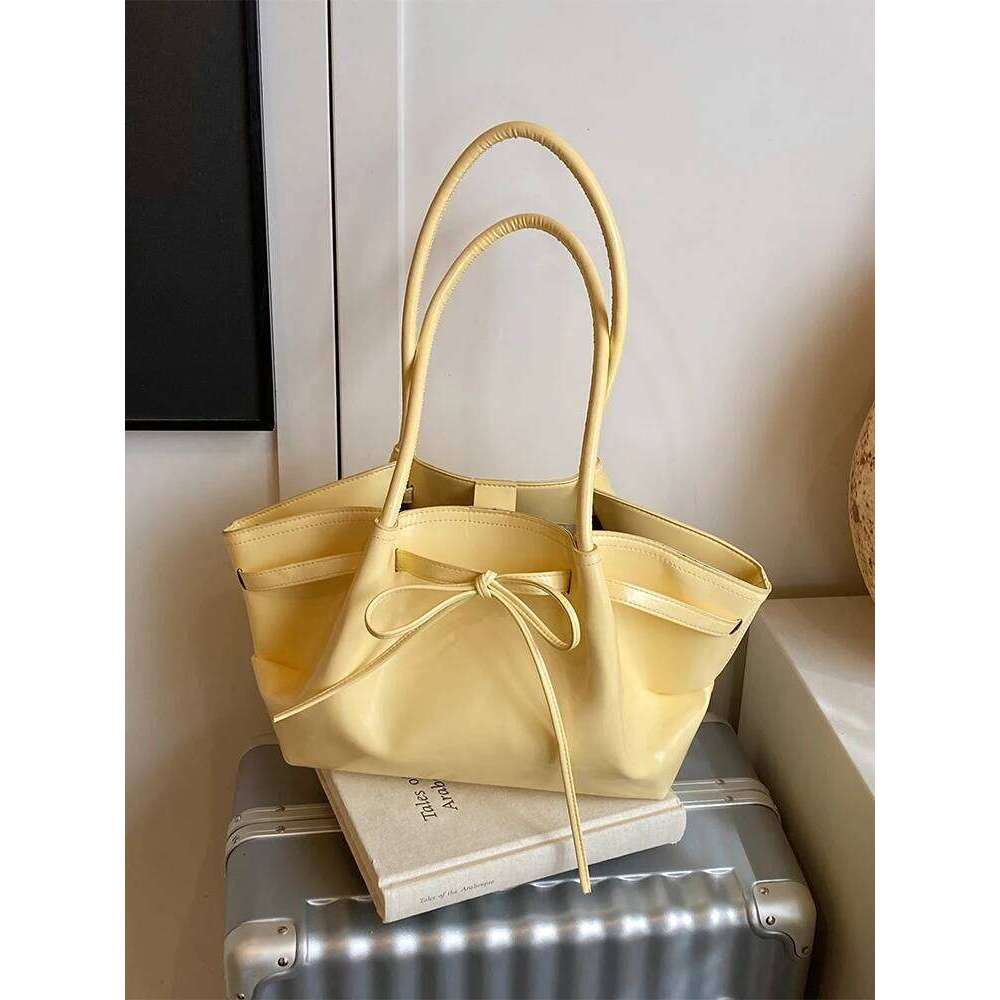 Trend Large Capacity One Shoulder Bags for Women Summer Exquisite Bow Magnetic Buckle Handbag Chic Short Trip Commuting Tote Bag Y260205