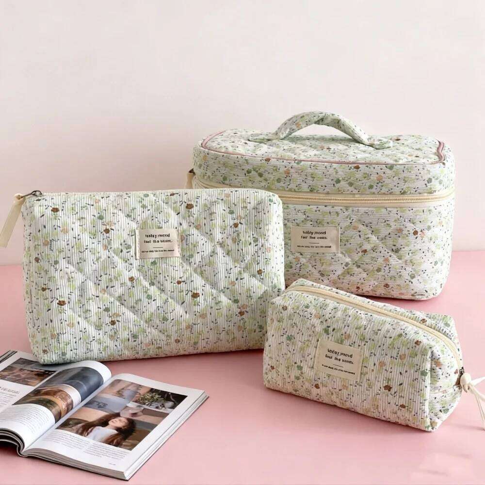 Organizers Cosmetics Travel Makeup Clutch Bag Gifts for Women Cosmetic Pouch Large Y260206