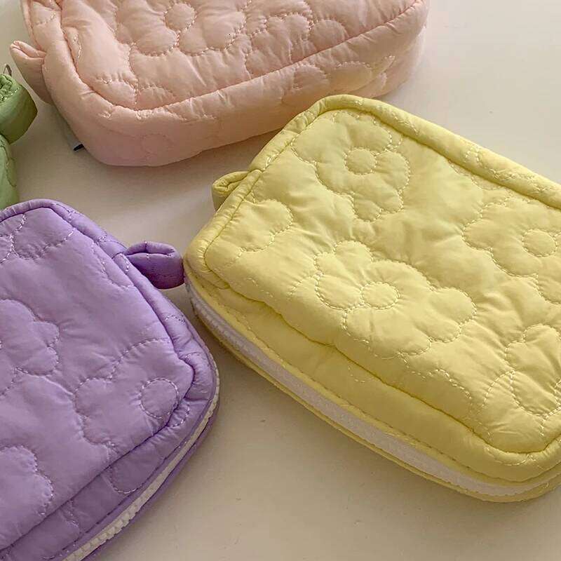 Fashion Women Flower Print Quilting Cotton Cosmetic Bag Portable Ladies Makeup Storage Handbag Large Capacity Make Up Bags Y260206