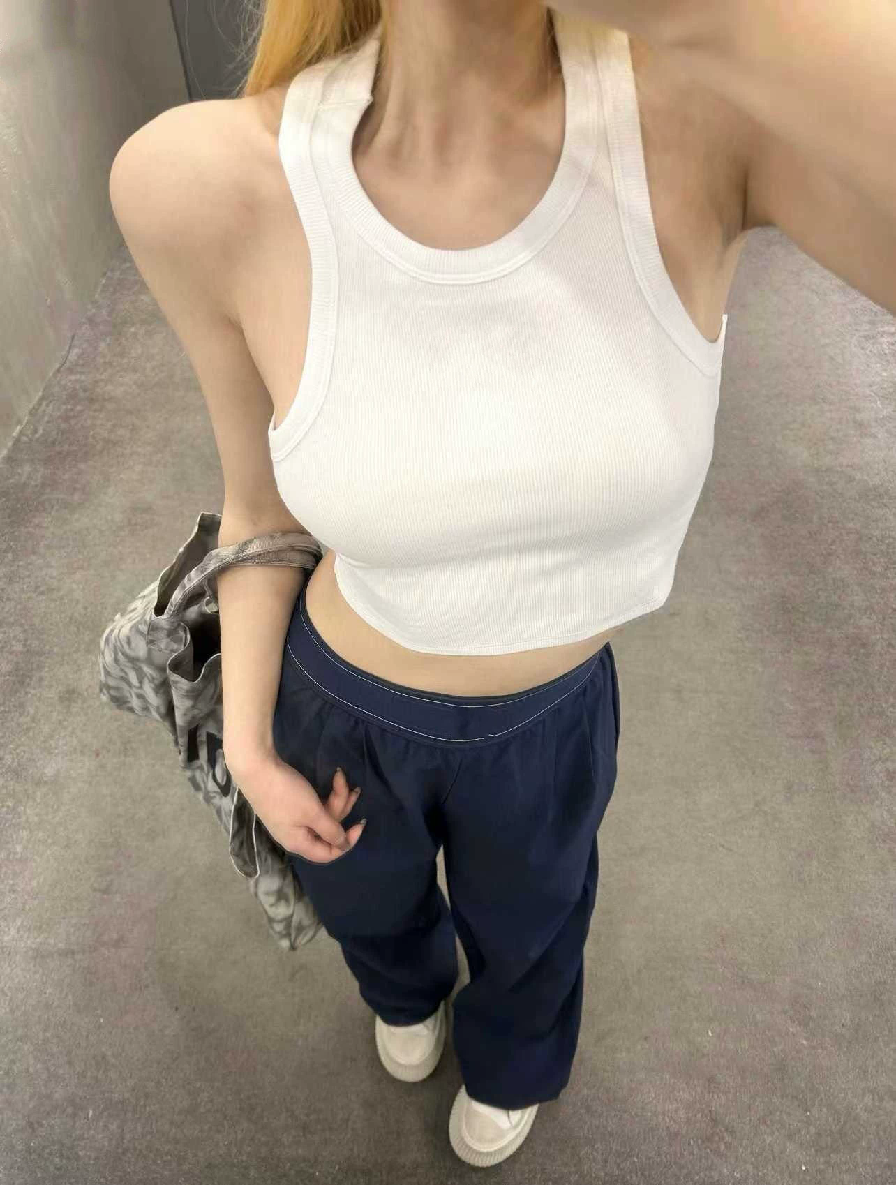 Designer Women Sports Yoga Clothes High Quality Long Sleeved Jacket Long Pants Short Vest Woman Outdoor Active Outfits Ladies Outwear Luxury Clothes