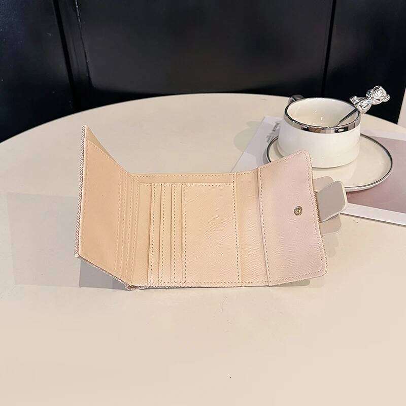 Fashionable Compact Ladies Wallet with Flip Cover Large Capacity Triple Fold Hasp Portable Card Holder Coin Purse for Women Y260206