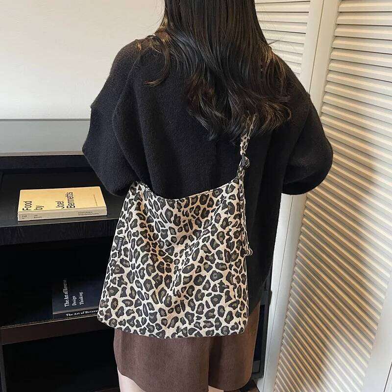 Fashion Leopard Print Shoulder Bags for Women Large Capacity Ladies Adjustable Crossbody Bag Retro Portable Female Tote Handbag Y260205