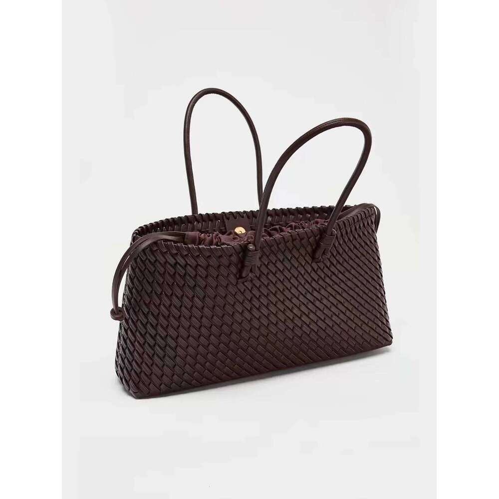 2025 new niche commuting woven hand-held shoulder bag, fashionable and versatile, super large capacity tote bag Z260207 - view 4