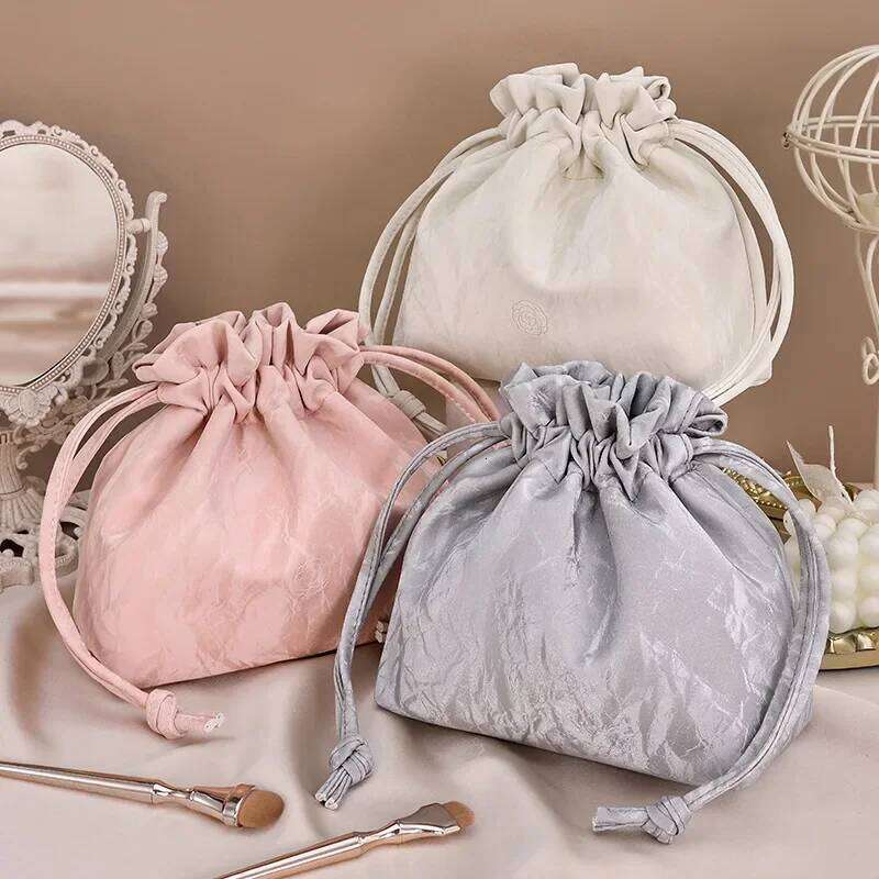 Lazy Cosmetics Organizer Portable Simple Bundle Mouth Makeup Large Capacity High Value Classic Toiletry Bag Travel Essential Y260206