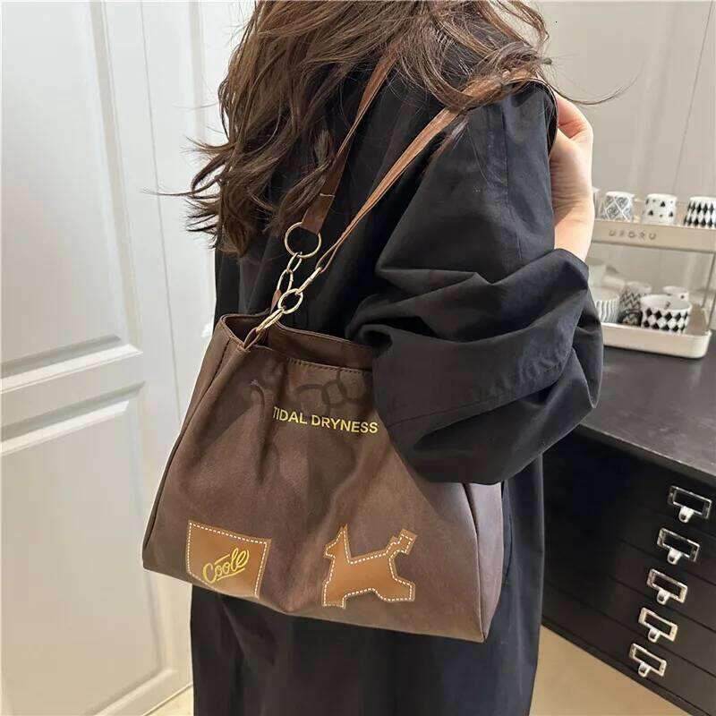 Retro Patchwork Thread Design PU Shoulder Bags for Women Simple Large Capacity Ladies Tote Bag College Style Female Handbags Y260205