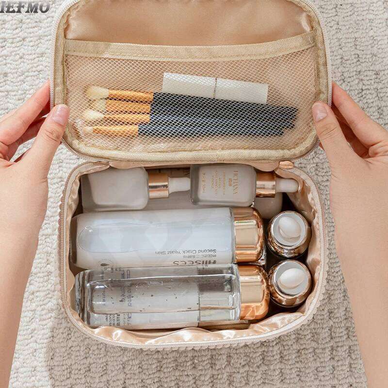 Fashion Corduroy Makeup for Women Large Capacity Cosmetic Pouch Portable Cute Handy Travel Toiletry Bag with Handle Y260206
