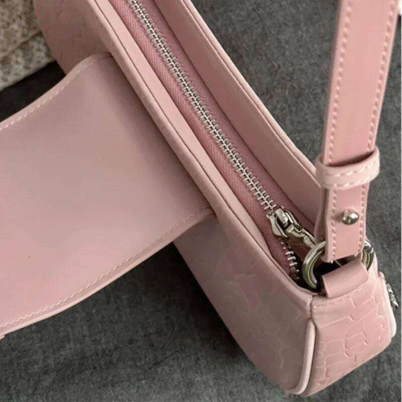Woman's Bags Pink Single Shoulder Metal Chain Heart Decoration Y2K Style Underarm Bag Loveliness Lady Fashion Handbags Y260205