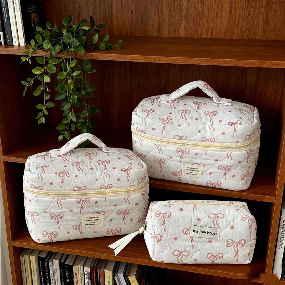 and Cosmetics Makeup Large Capacity Women's Necessair Gifts for Women Organizer Bag Travel Cosmetic Pouch Y260206