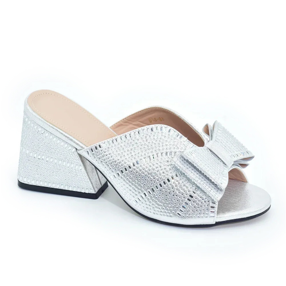 Fashion Latest Low Heel Womens Crystal Bow Slide Thick Shoes Rhinestone Sandals Casual Rhinestone Slide 207-1 240605